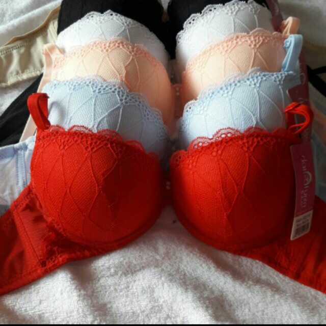 Áo ngực mút dày