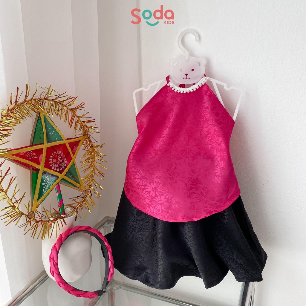 Bộ yếm đào gấm tặng kèm mấn cao cấp phong cách truyền thống cho bé gái SODA KIDS