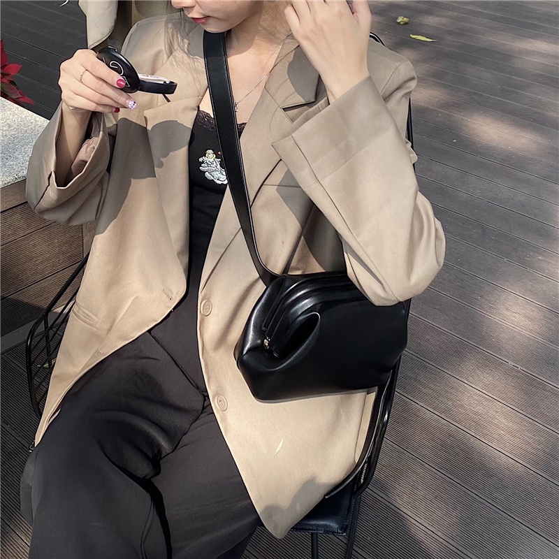 Túi đeo chéo thời trang phong cách Hàn Quốc 2023