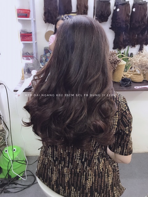 Tj39 Kẹp dải ngang xoăn 35cm( ảnh bìa shop tự chụp)