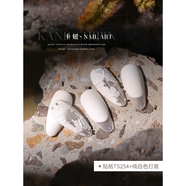 Sticker nail hình bươm bướm trang trí móng