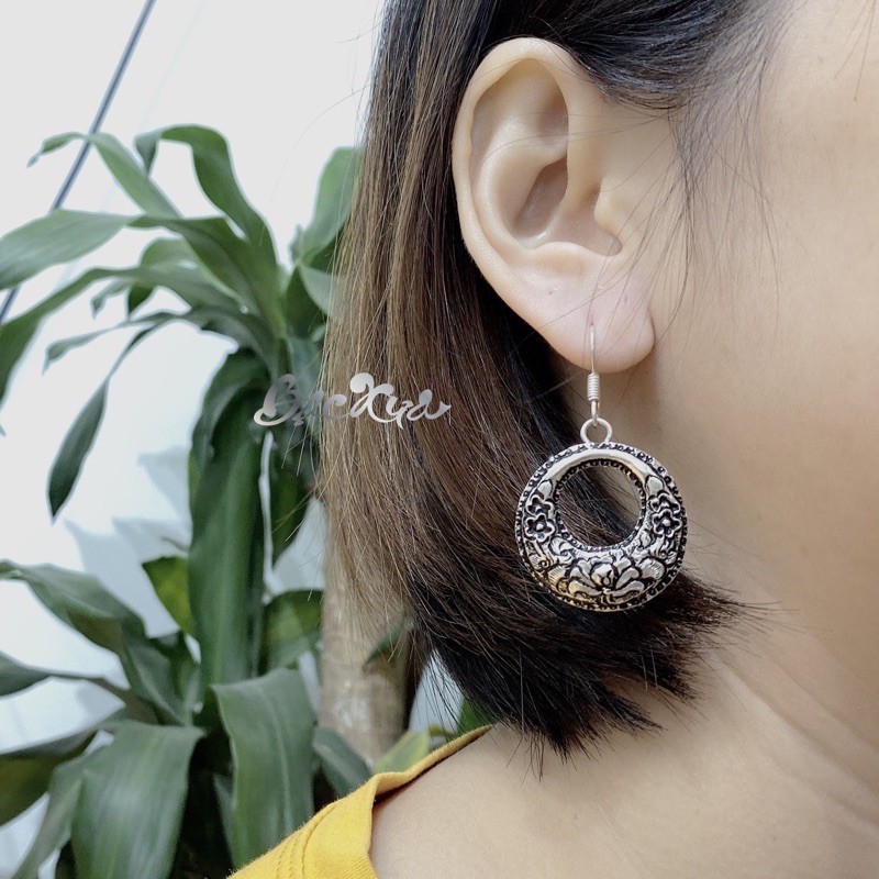 Khuyên tai bạc nguyên chất móc chạm hoa cúc