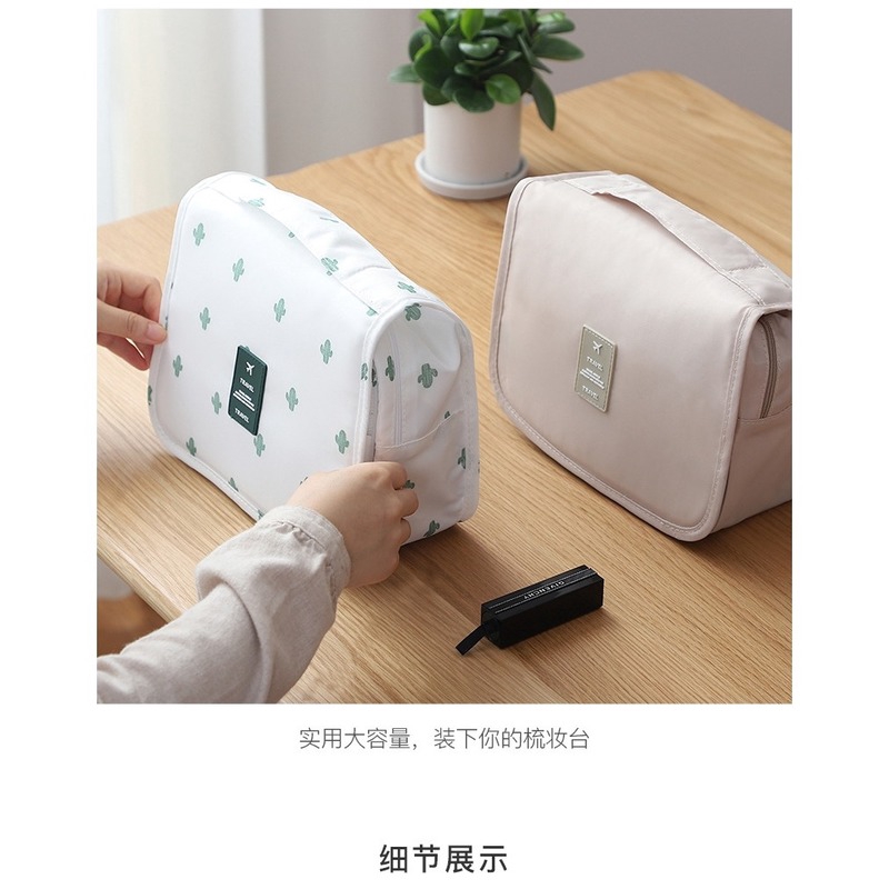 Túi đựng mỹ phẩm cỡ nhỏ nhỏ gọn đơn giản và tiện lợi