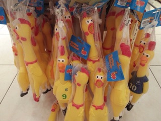 Đồ chơi gà Shrilling Chicken