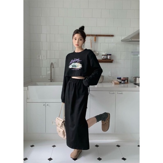 Set áo croptop thắt dây sau lưng và váy dài cho mùa thu xinh xắn