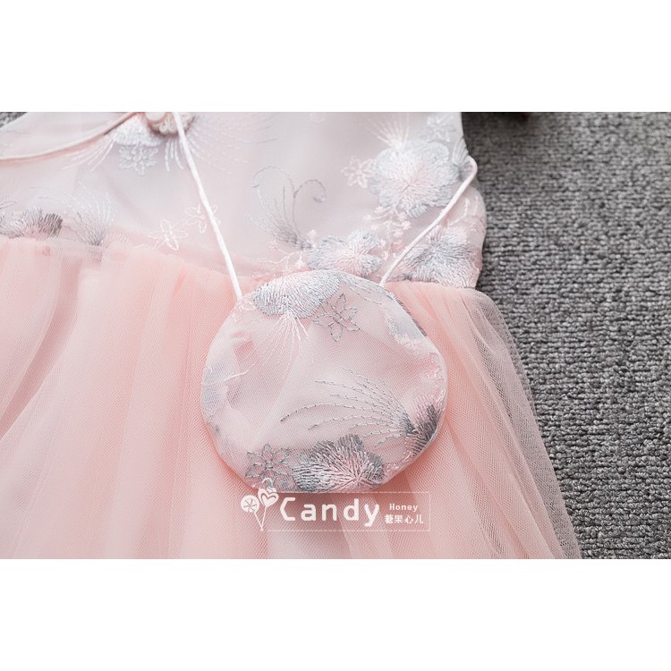 Váy công chúa cổ tàu thêu hoa dành cho bé gái 14-32kg DCC02