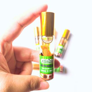 Dầu Gió Nhân Sâm Dạng Lăn Thái Lan 8ml