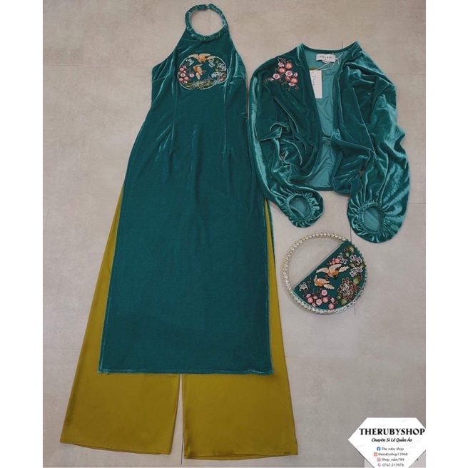 Áo dài yếm nhung cô tấm ba món