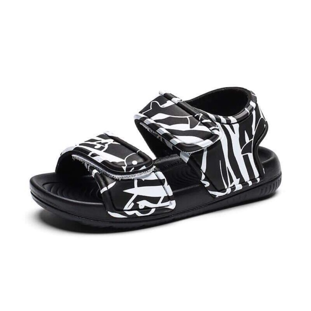 Giày sandal adidas cho bé cực xinh