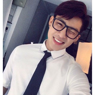 Kính Gọng vuông coco Bảo Thy ( ẢNH TỰ CHỤP )
