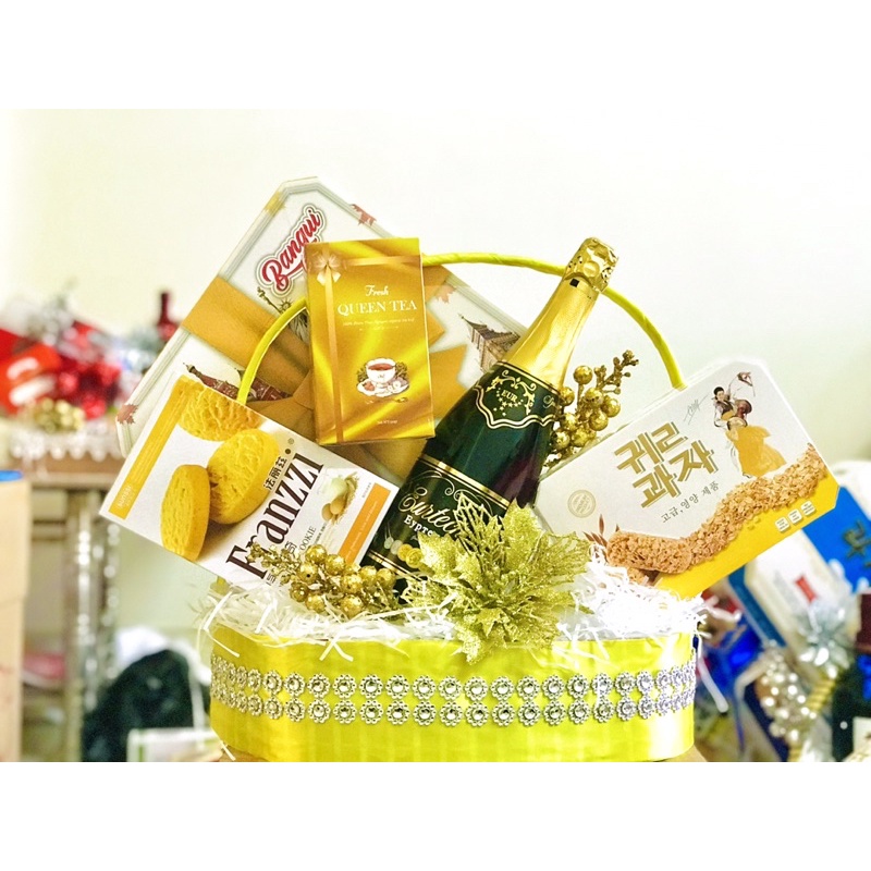 [Trà Tết] Hộp Trà Queen 50gram | BigBuy360 - bigbuy360.vn