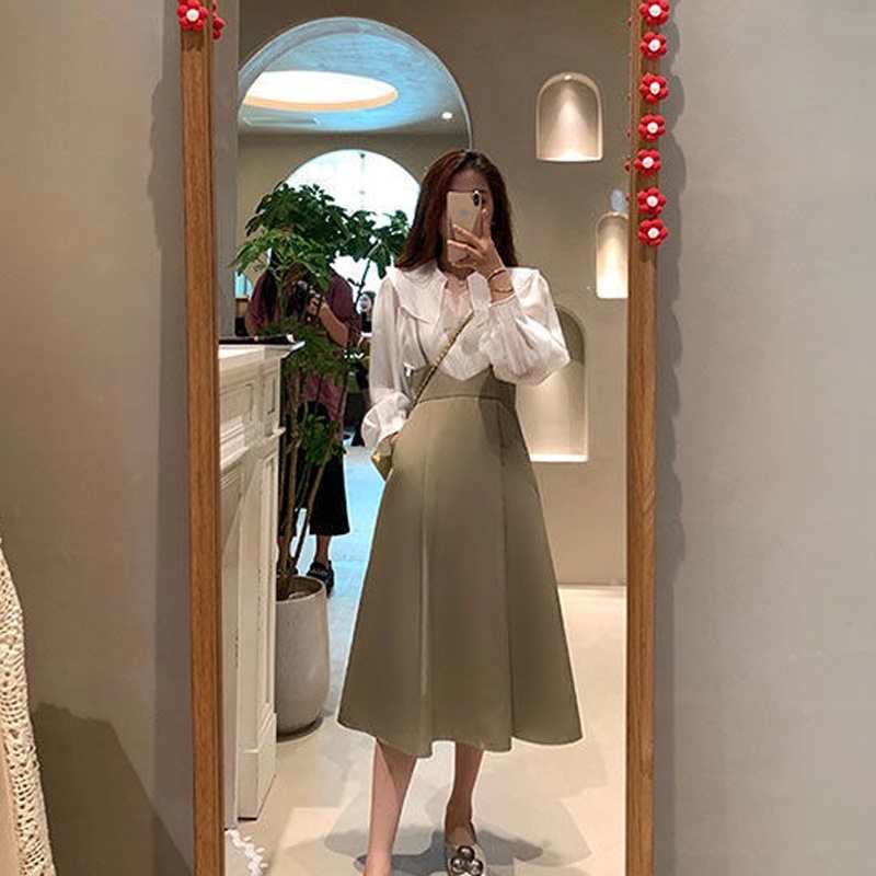 Set áo kiểu và chân váy yếm IELGY thời trang thanh lịch dành cho nữ