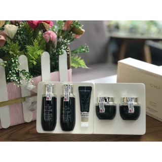 Bộ sản phẩm làm trắng da chống lão hoá ohui prime Advancer