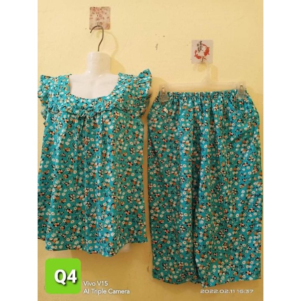 Bộ tole/lanh nữ quần lửng, áo cổ vuông tay cánhcánh tiên
