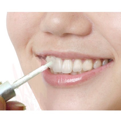 Bút tẩy trắng răng BODY MAGIC WHITENING PEN Nhật Bản chính hãng - Hộp 1 cái