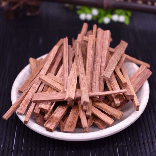 1 KG GỖ ĐÀN HƯƠNG CÚNG KHÓI