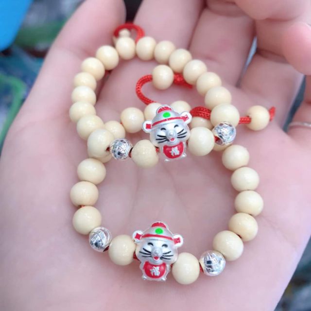 Vòng dâu mic charm con giáp bạc