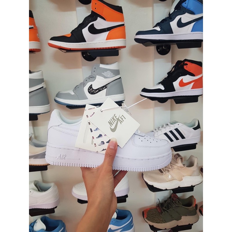 ( full box + free ship ) Af1 trắng hàng 11
