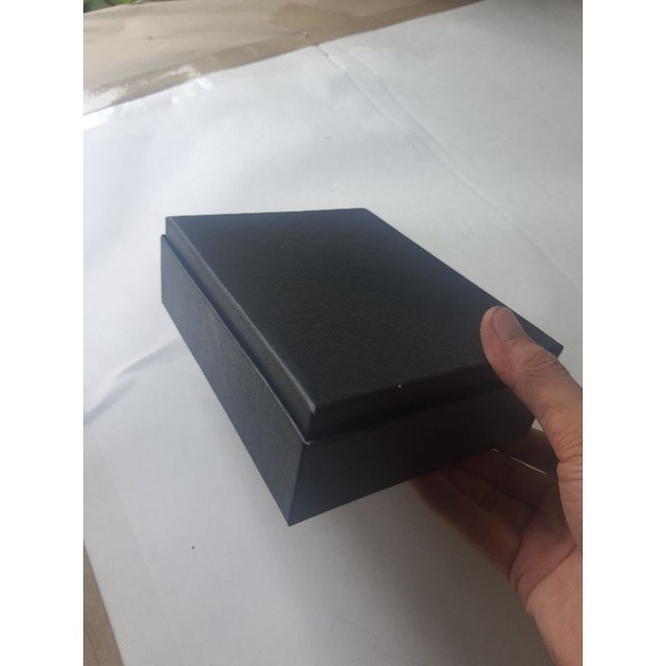 Hộp Dây Lưng lót vải vàng