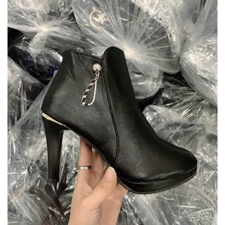 Giày Boot Nữ Gót Nhọn 7 Phân Khóa Sườn