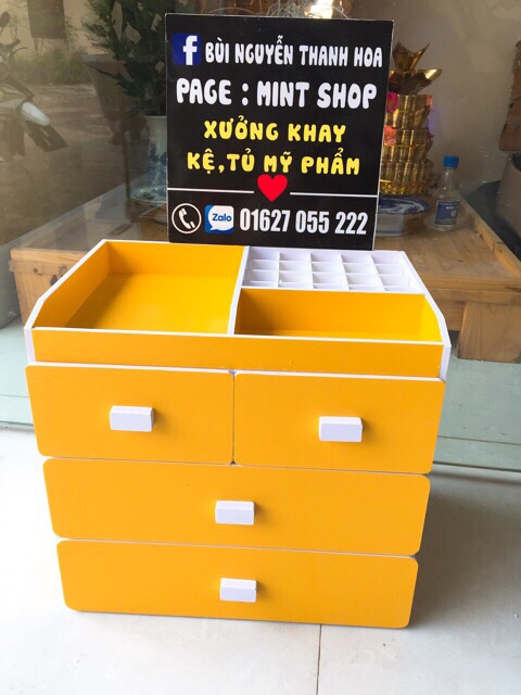 Tủ đựng mỹ phẩm 4 tầng vàng