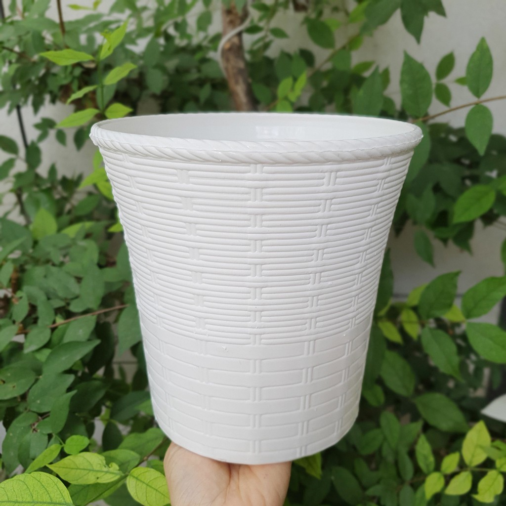 Bộ 2 chậu trồng hoa mây đan hai lớp màu trắng 21x21cm