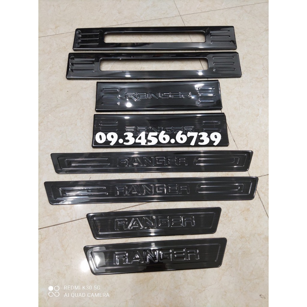 Ốp bậc cửa Xe Ford Ranger 2021 Mẫu TITAN Có khoét đèn