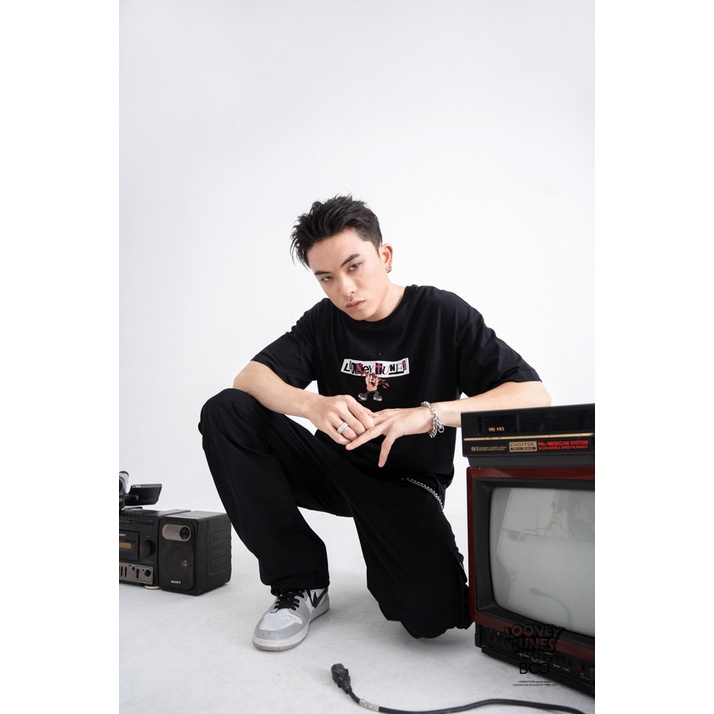 Áo Thun BOO Unisex Dáng Regular Vải Cotton In Graphic Logo Looney Tunes