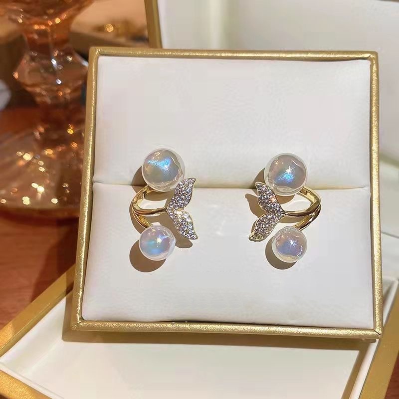 1 Đôi Bông Tai Hình Đuôi Cá Đính Đá Thời Trang Dành Cho Nữ