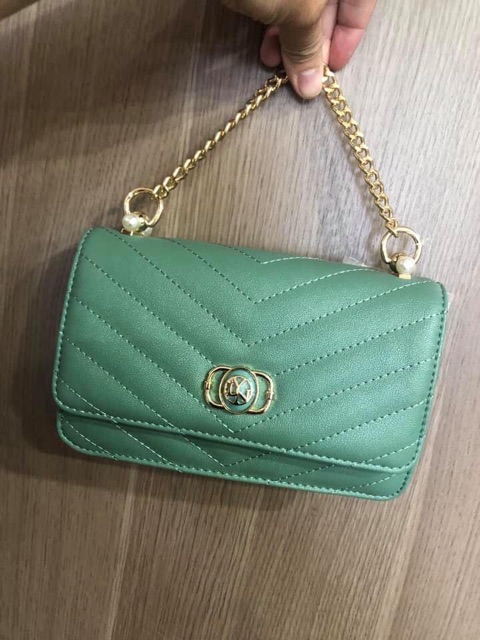 [LL20FBF054] Túi LYN Quai Xích Viền Chỉ ADA HANDBAG