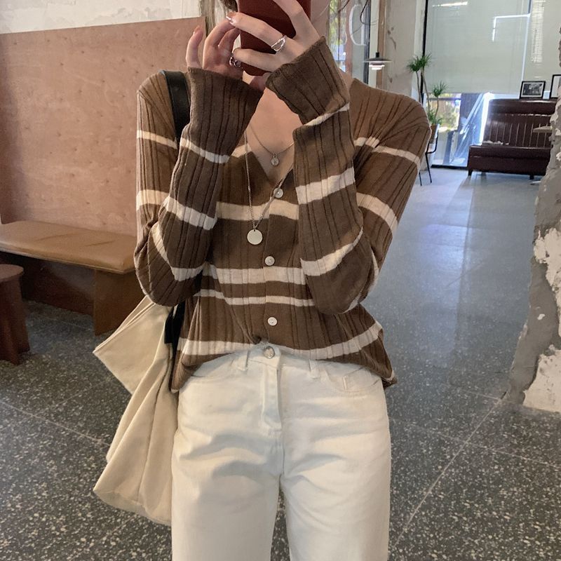 Áo cardigan BH dệt kim tay dài cổ chữ V thời trang 2022 cho nữ