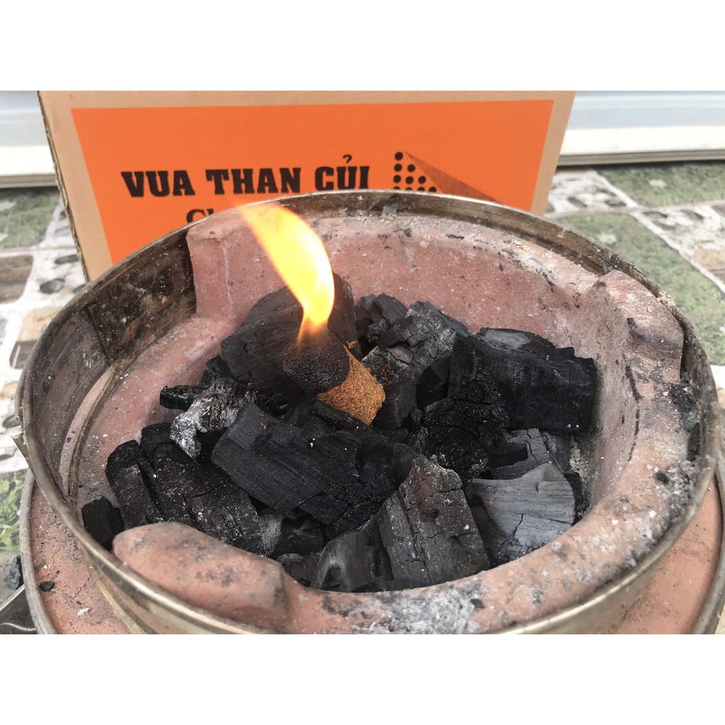 Vua than củi