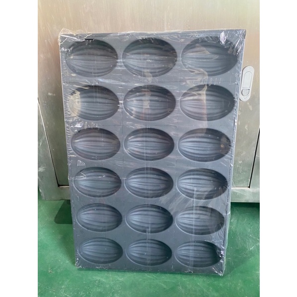 Khuôn quả bàng kt 40x60cm