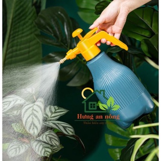 bình tưới cây 1,5 lít 80k