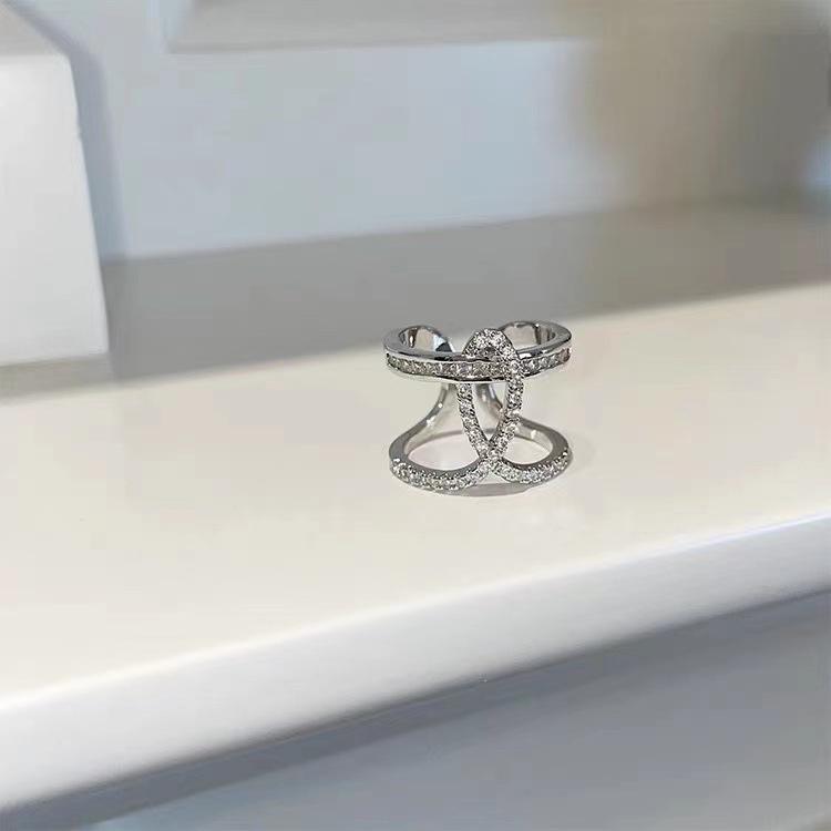 Nhẫn Etrendy hở hai lớp đính đá zircon hình học sang trọng có thể điều chỉnh cho nữ thiết kế bề mặt rỗng