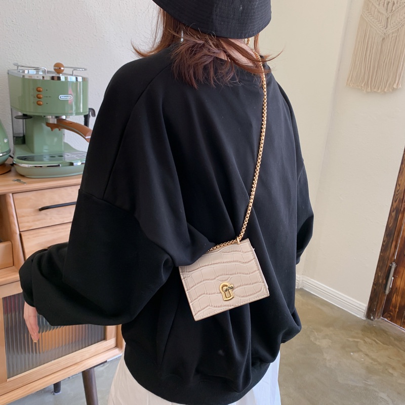 Túi Đeo Vai Họa Tiết Da Cá Sấu Thời Trang Dành Cho Nữ