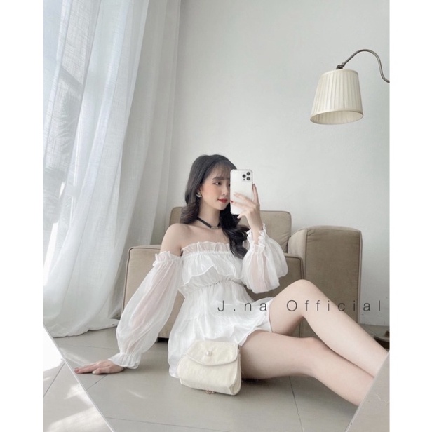 Áo trễ vai voan nhũ - Chân váy xoè tầng xếp ly trắng - Hàng mới về | BigBuy360 - bigbuy360.vn