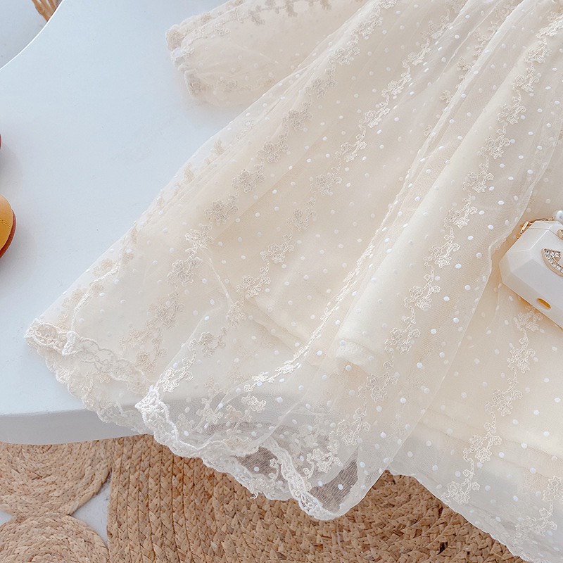Váy dài tay bé gái trắng ren bồng bềnh, hàng quảng châu cao cấp