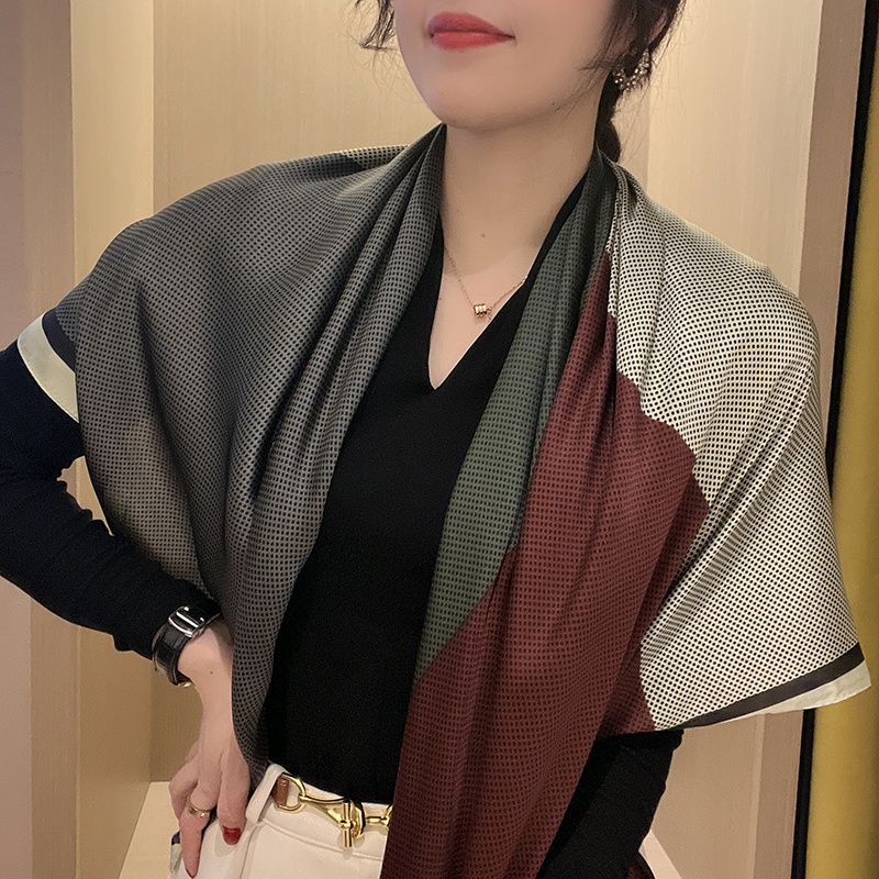 Khăn Choàng Lụa In Họa Tiết Thời Trang Đi Biển WJ1014-903X43.3Inch