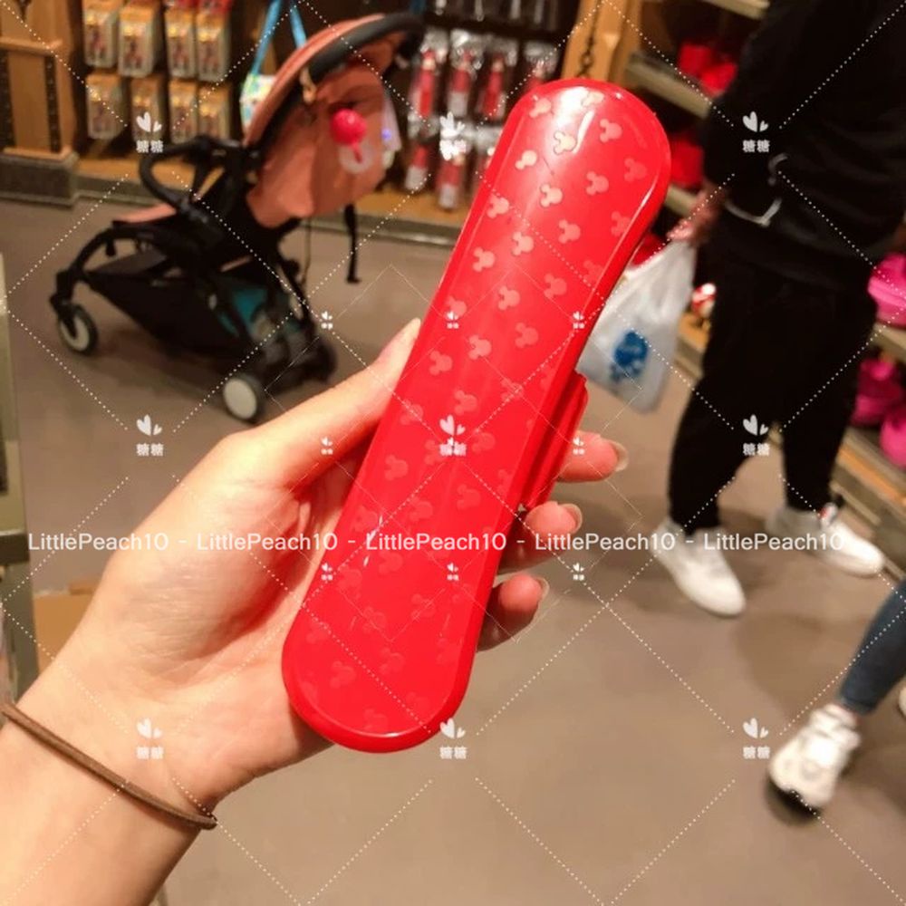 Set muỗng nĩa inox Disney nổi 3D kèm hộp hình Mickey Minnie cho trẻ em bé trai gái