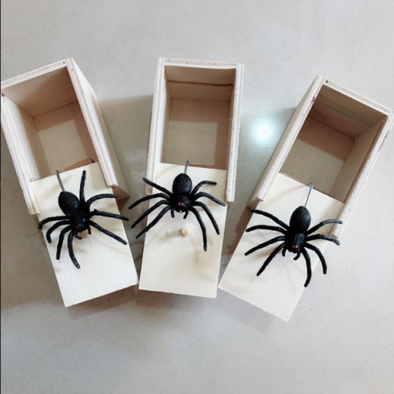 Bán nóng 1 PC Scare Box Gỗ Prank Trick Scaring Toy Spider Worm Gag Toyjoke Tháng tư Cá ngày Món quà bất ngờ Hộp đồ chơi Halloween