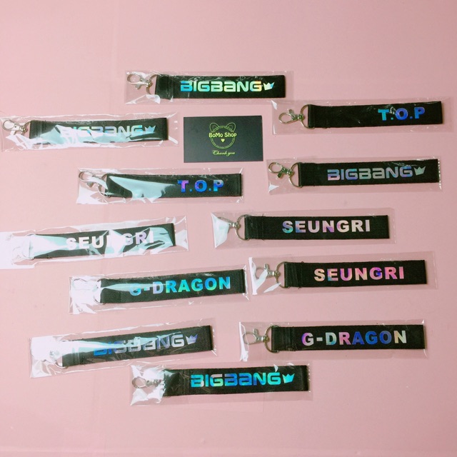 Nametag móc khoá BLACKPINK BIGBANG BTS EXO WANNAONE WINNER