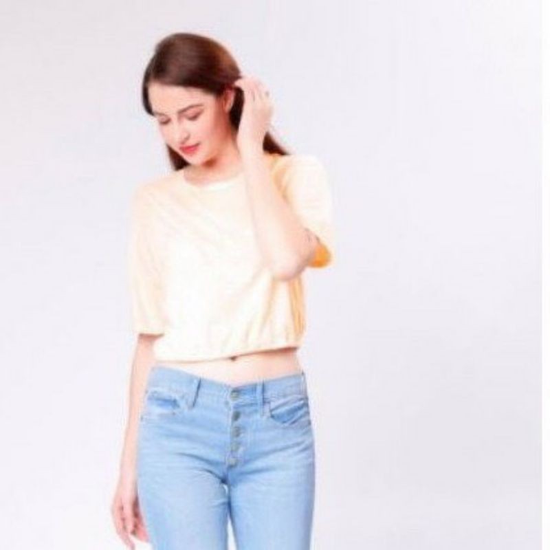 Áo croptop kiểu nữ