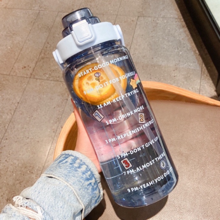 Bình Đựng Nước 2L Dễ Thương Có Vạch Báo Giờ Uống - Bình Nước Thể Thao Gradient Bằng Nhựa Dung Tích 2L Tiện Dụng - Hot