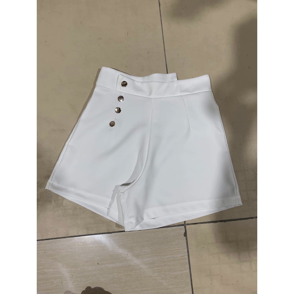 Quần short nữ phối 4 khuy lệch - mã 901