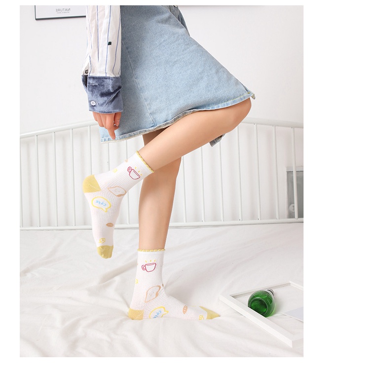 Vớ tất cổ cao dạng thông hơi  viền màu gấu đen, bánh mì