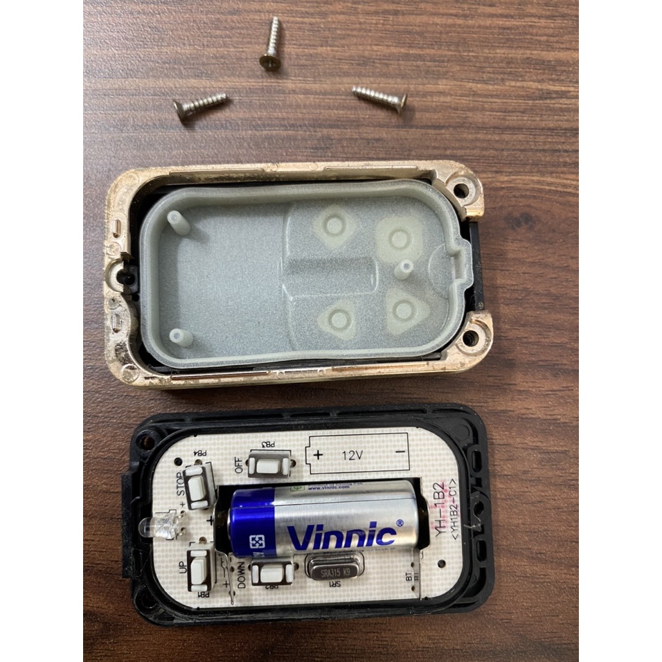 PIN VINNIC L1028F 23A 12V