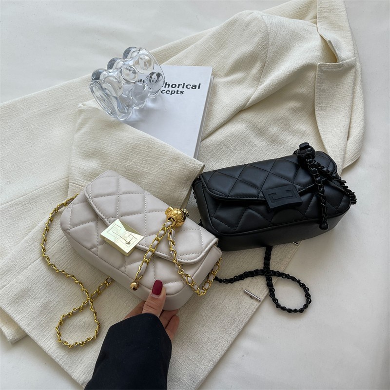 Túi đeo chéo IELGY dây xích hình thoi đơn giản thời trang cho nữ