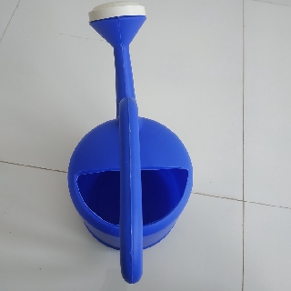 Bình Tưới Cây 5 Lít Cầm Tay