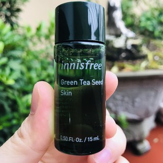 Nước hoa hồng cân bằng cho da dầu mụn trà xanh Innisfree Green Tea Seed Skin 15ml